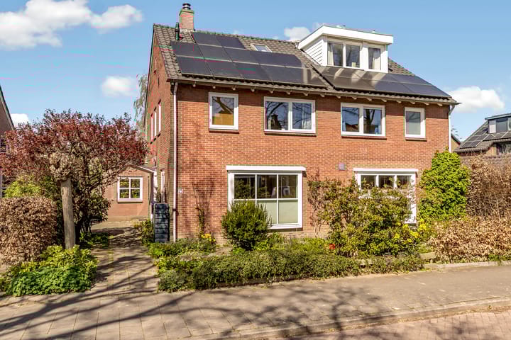 Foto 7 van Rijnzichtlaan 25