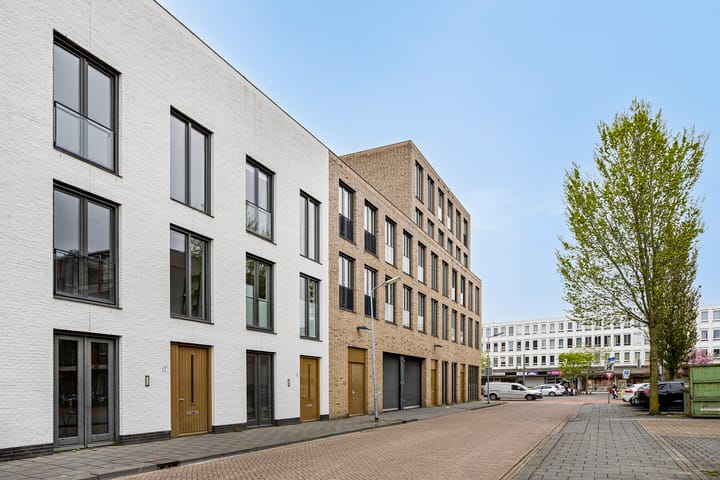 Foto 21 van Van Leeuwenhoekstraat 7