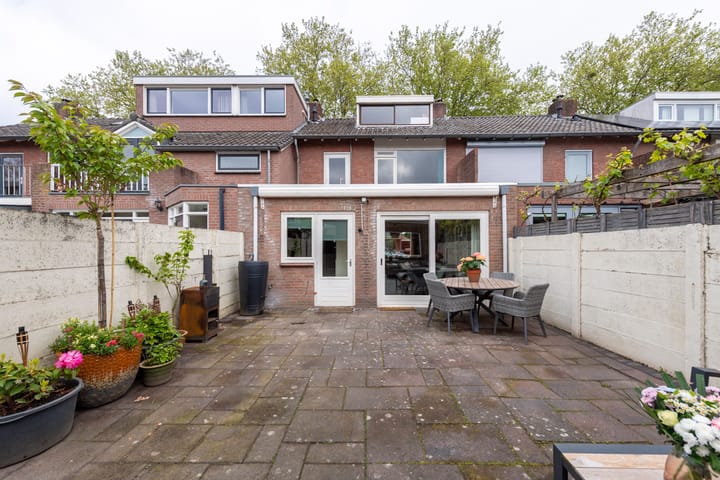 Foto 34 van Dom S. Dubuissonstraat 33