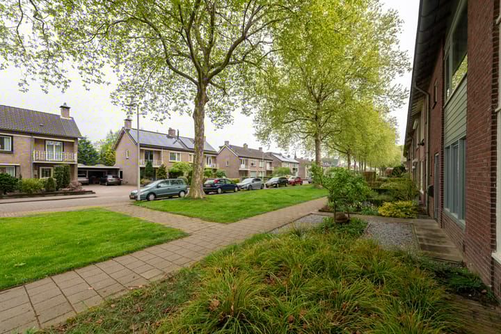 Foto 37 van Dom S. Dubuissonstraat 33