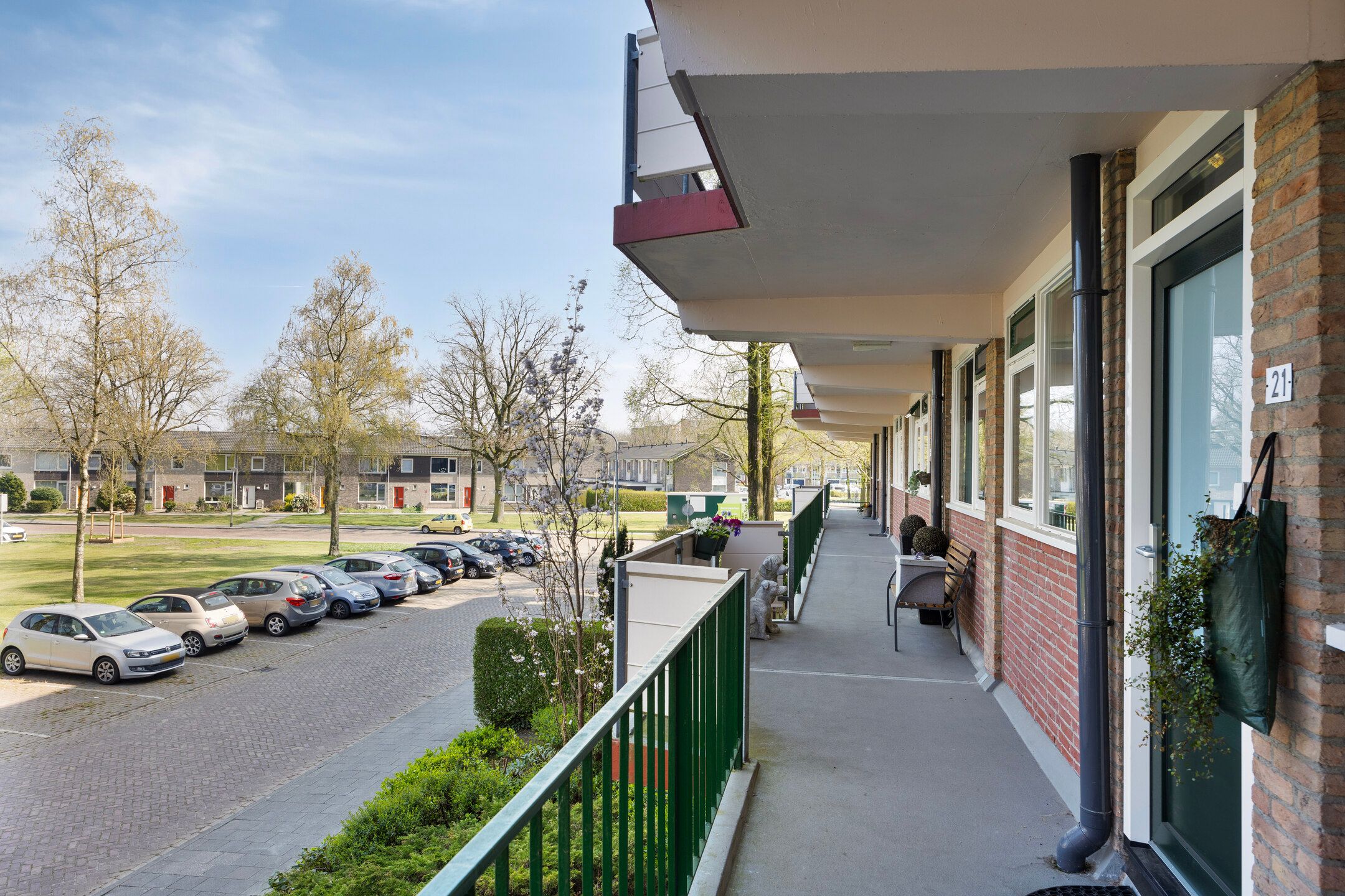 Photo 9 of van der Scheerstraat 21