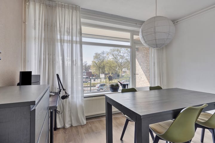 Foto 16 van van der Scheerstraat 21