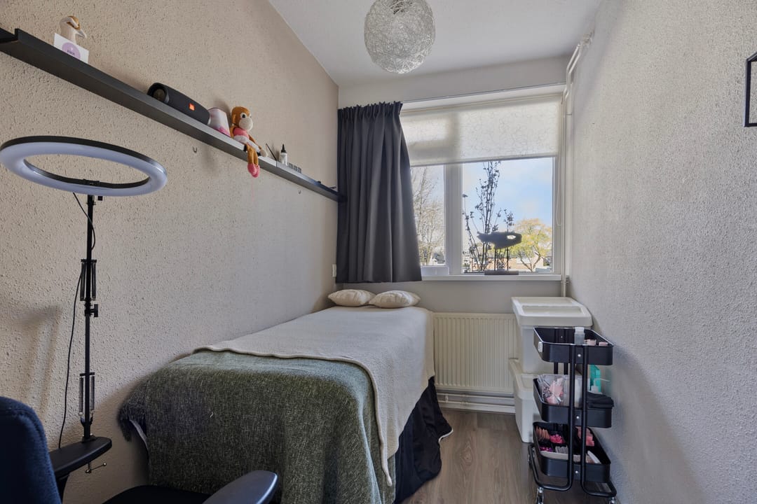 Photo 22 of van der Scheerstraat 21