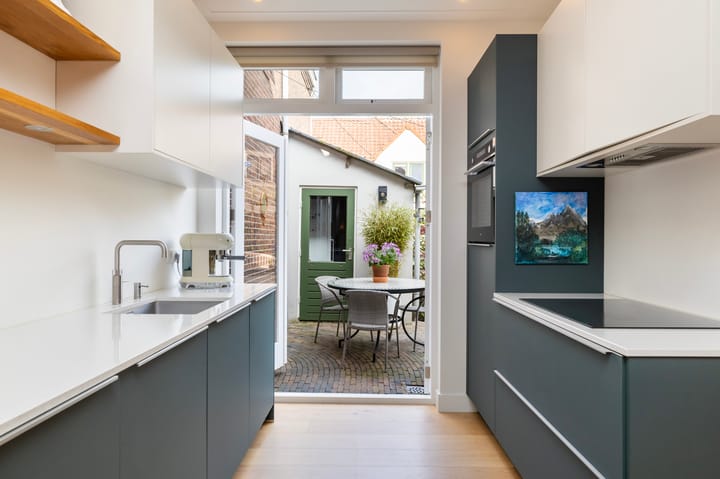 Photo 15 of Abeelstraat 4