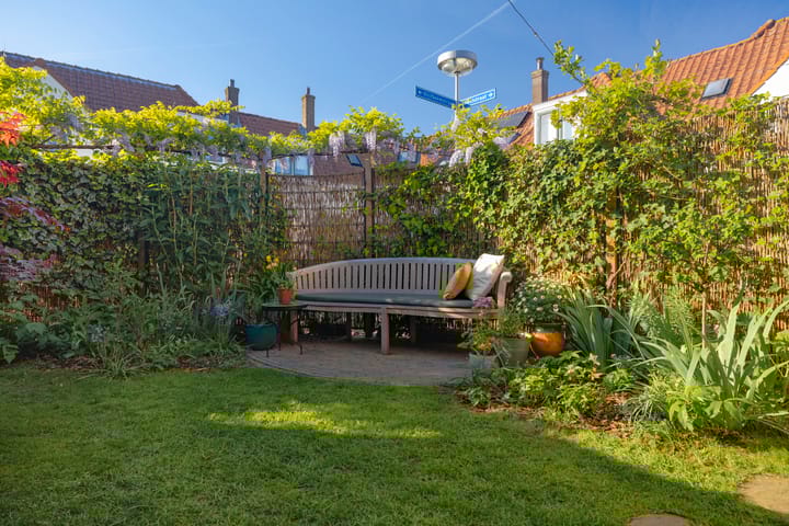 Photo 20 of Abeelstraat 4