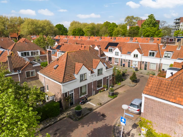 Photo 35 of Abeelstraat 4