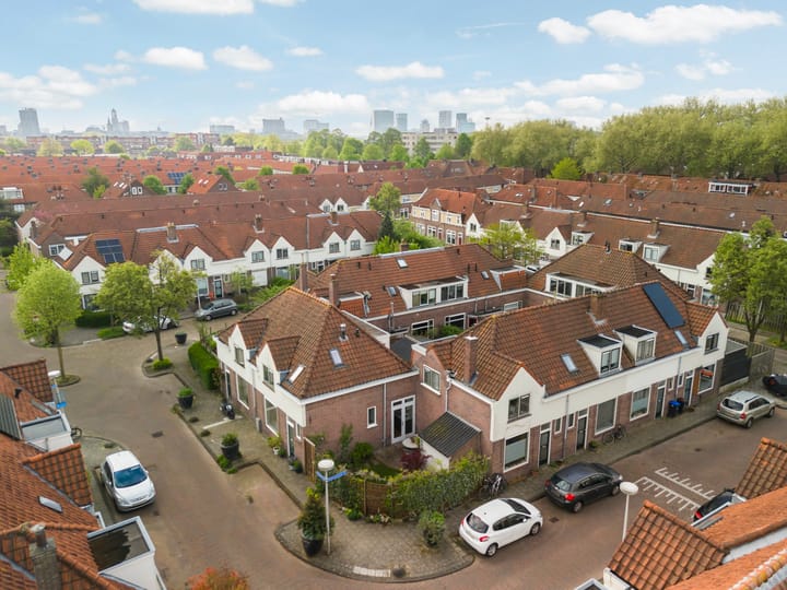 Photo 36 of Abeelstraat 4