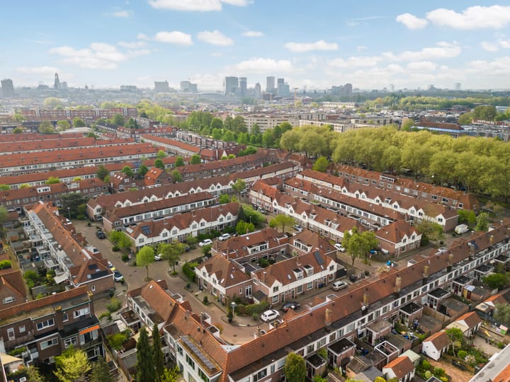 Photo 37 of Abeelstraat 4