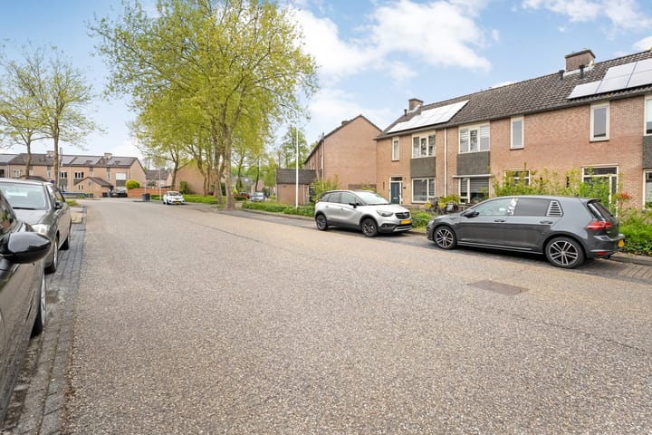 Foto 5 van Radenlaan 49