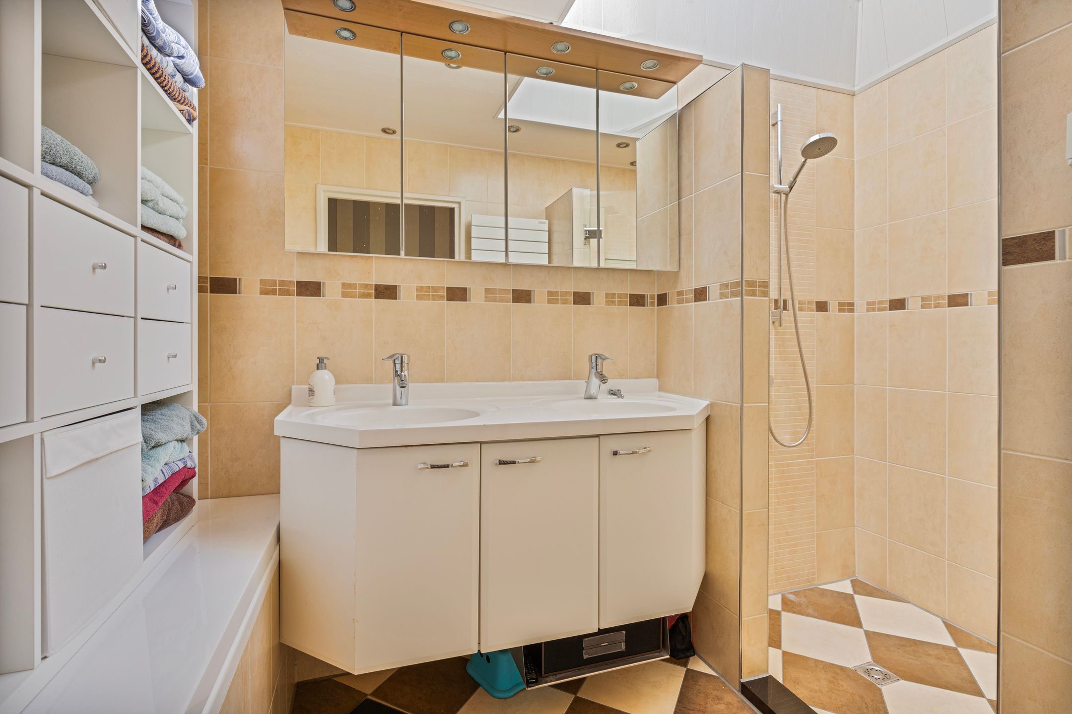 Foto 36 van Steenmorsweg 8