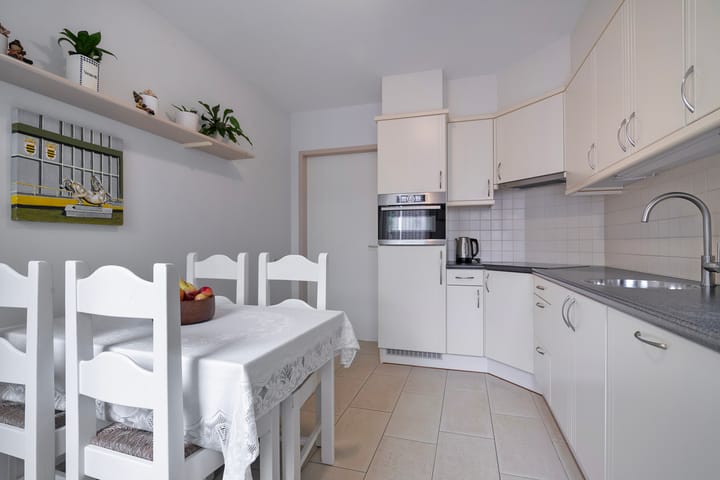 Foto 17 van Van Schaesbergstraat 1