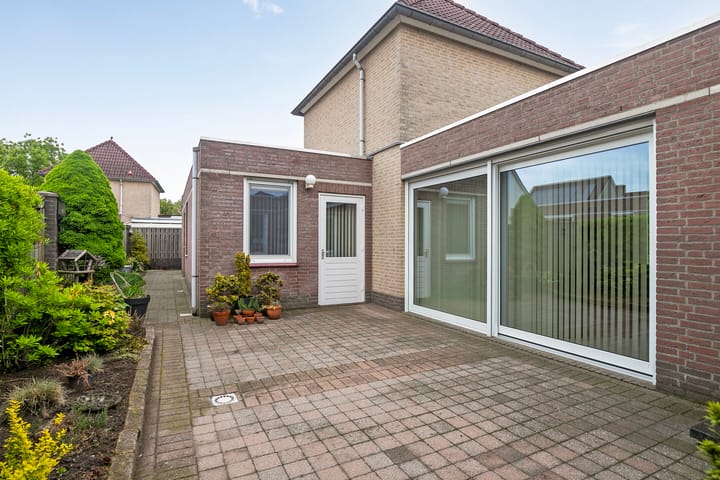 Foto 39 van Van Schaesbergstraat 1