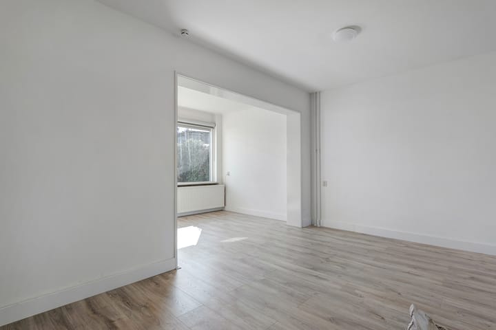 Foto 5 van Van Hallstraat 2