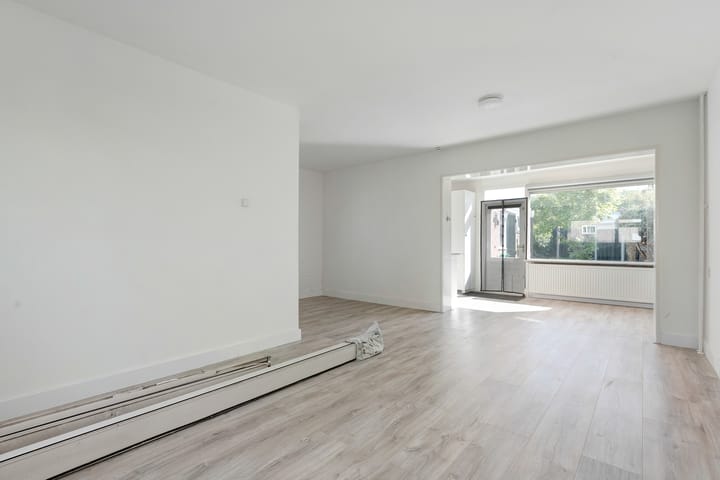 Foto 4 van Van Hallstraat 2