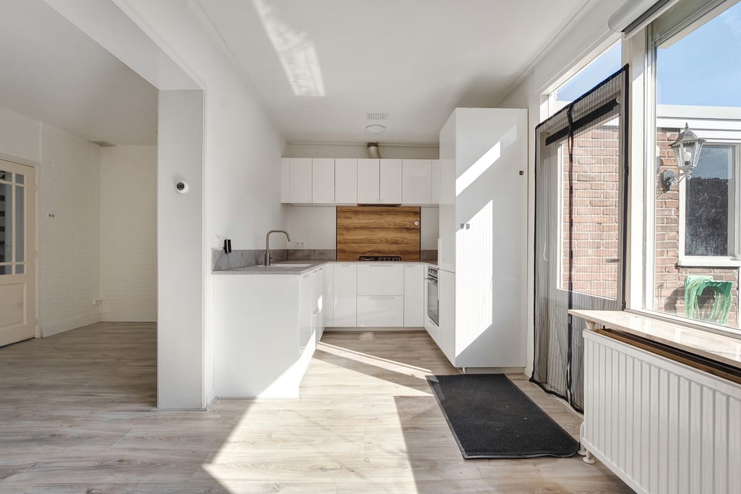 Photo 7 of Van Hallstraat 2