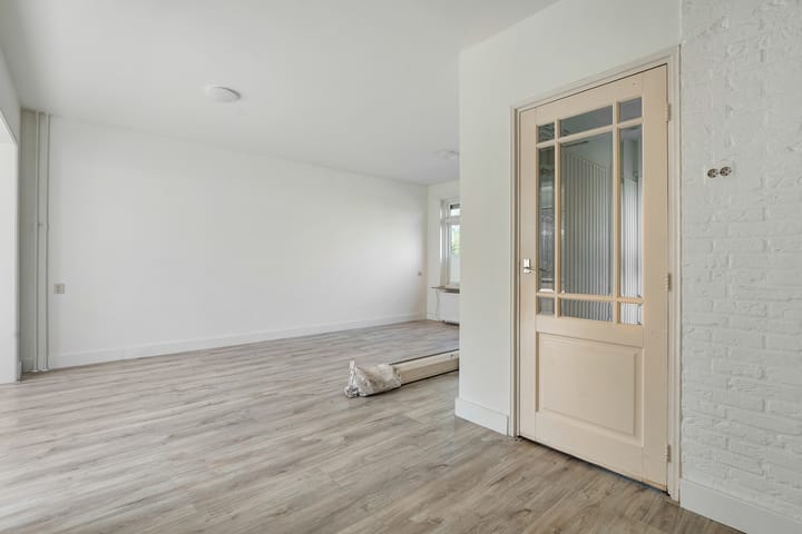 Foto 3 van Van Hallstraat 2