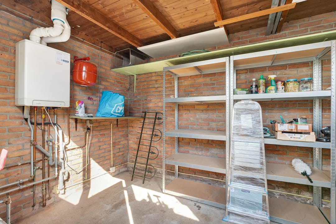 Photo 23 of Van Hallstraat 2