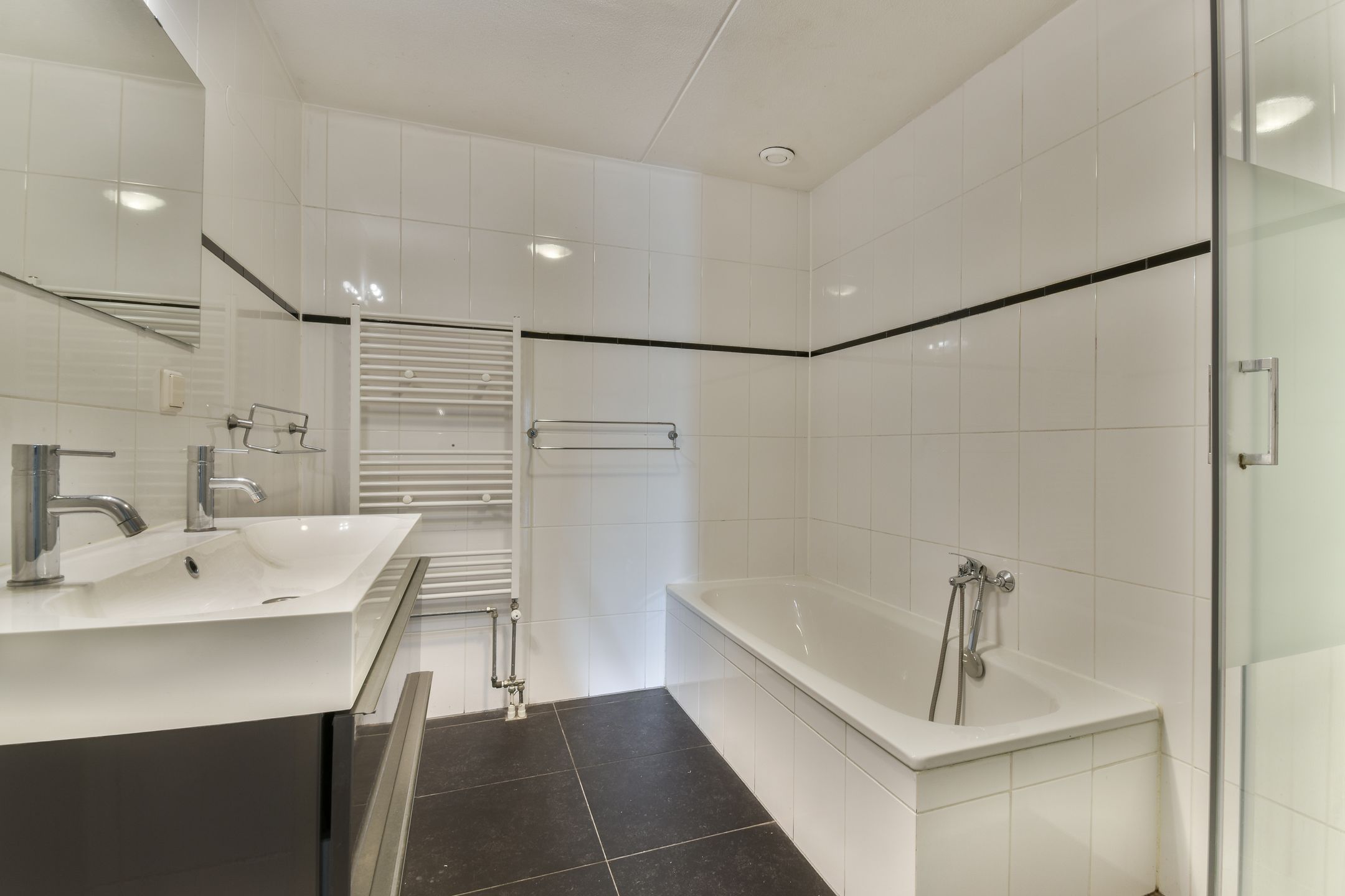 Photo 18 of Marie Heinekenplein 202