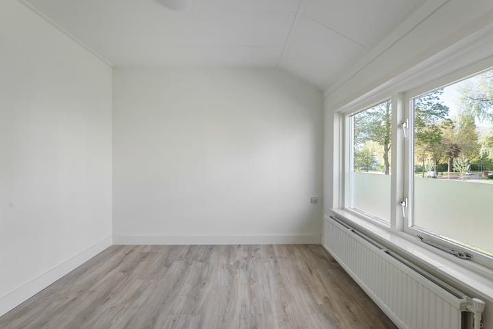 Foto 17 van Van Hallstraat 2