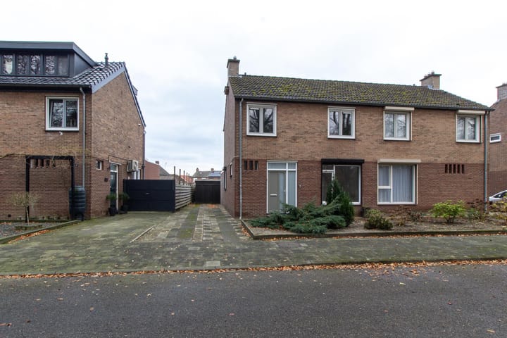 Foto 25 van Dijckersingel 17