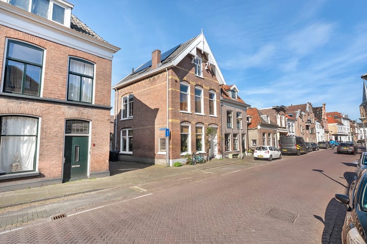 Foto 2 van Graafschap 10