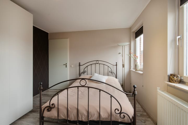 Photo 27 of Grensstraat 52