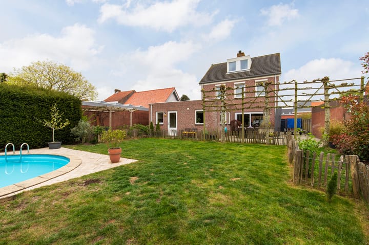 Photo 40 of Grensstraat 52