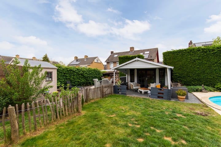 Photo 42 of Grensstraat 52