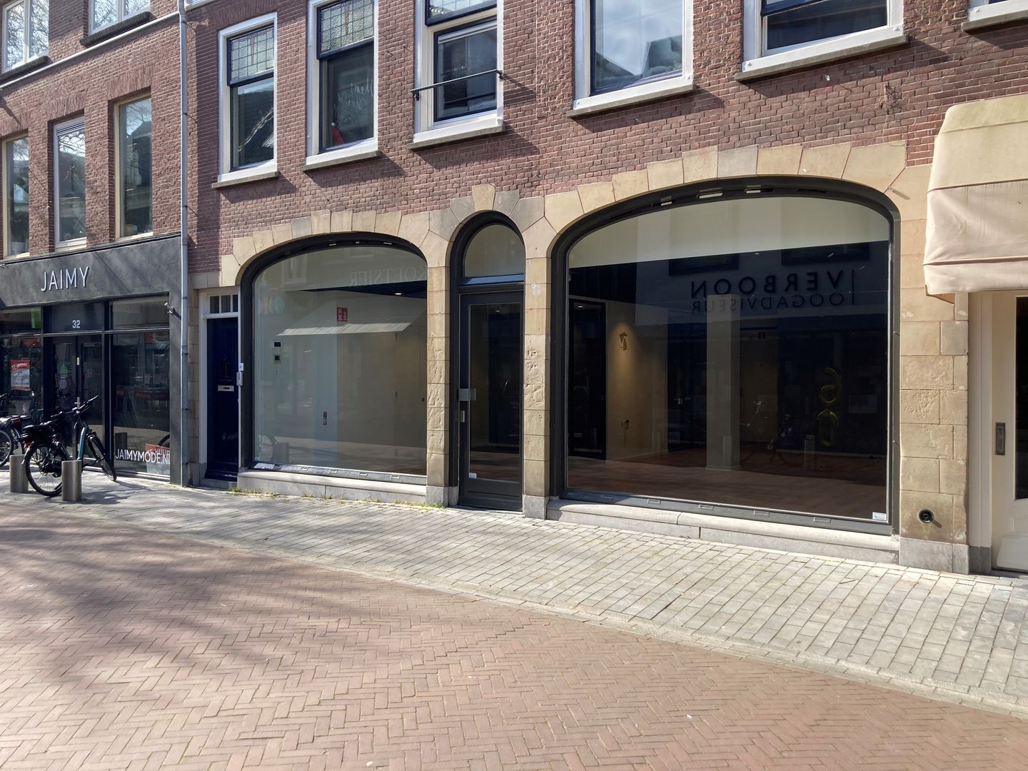 View photo 1 of Voorstraat 30