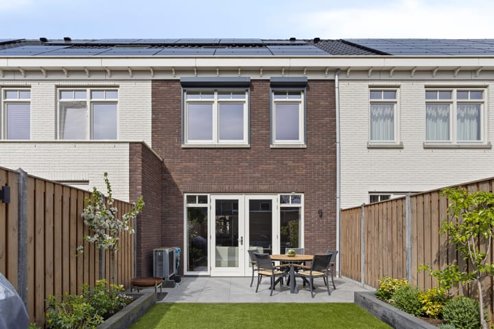 Foto 2 van Koningin Emmastraat 57