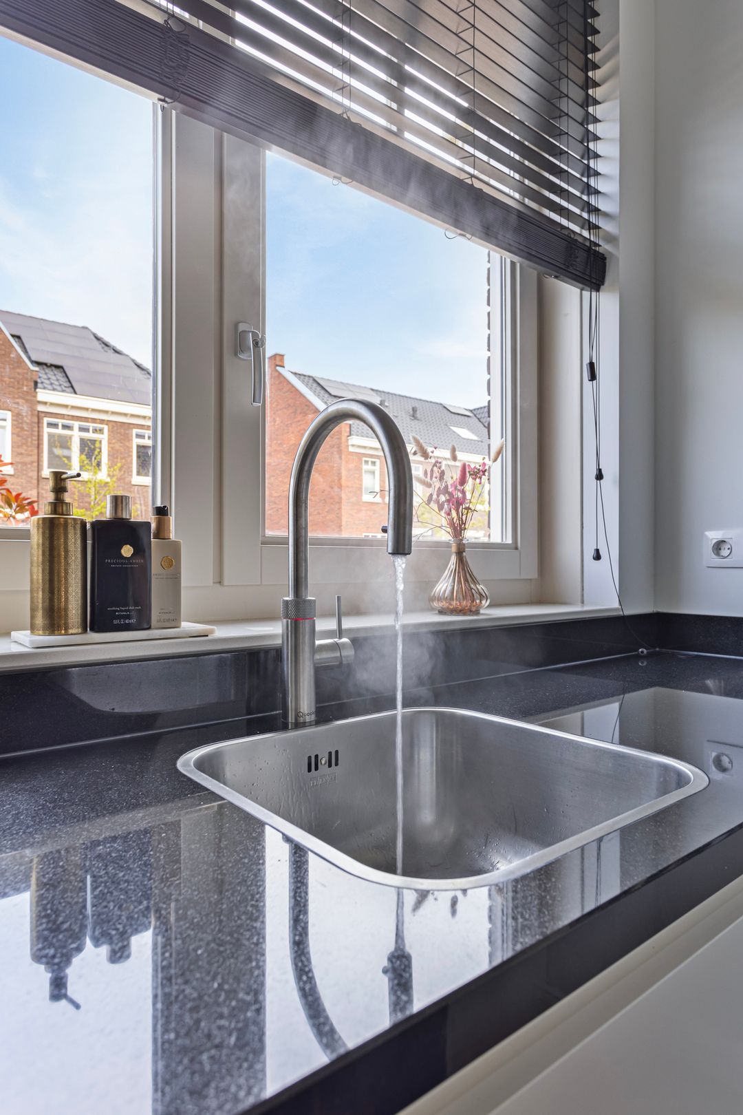 Foto 11 van Koningin Emmastraat 57