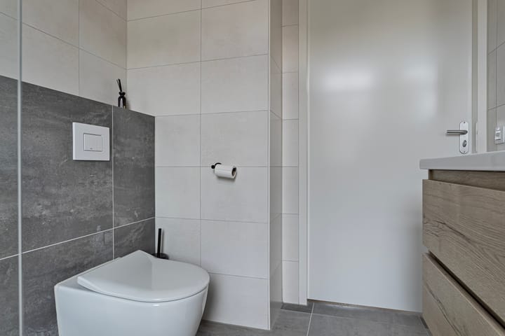 Photo 15 of Koningin Emmastraat 57