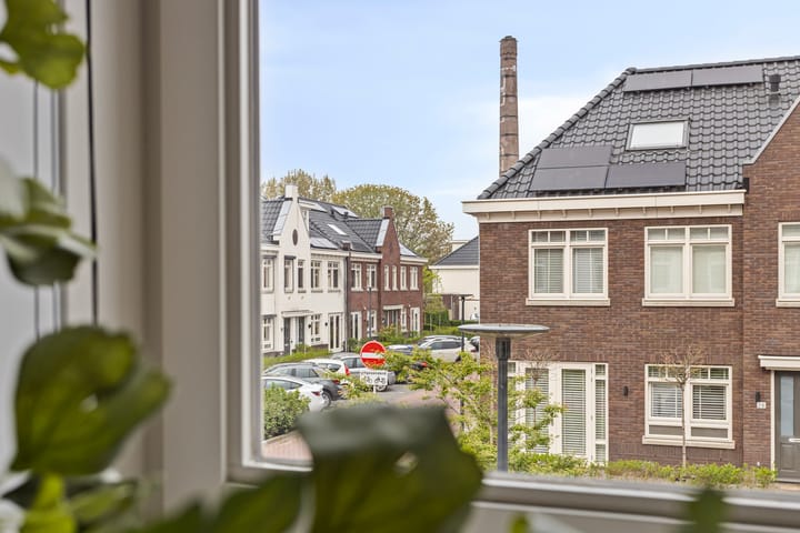 Photo 29 of Koningin Emmastraat 57