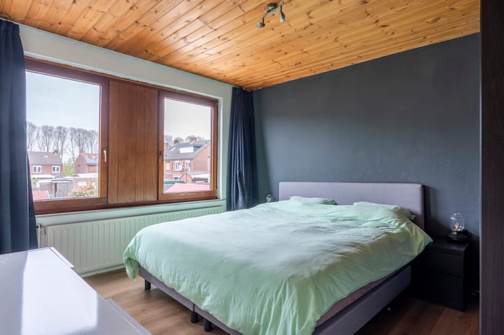 Foto 14 van Burg. Nelissenstraat 19