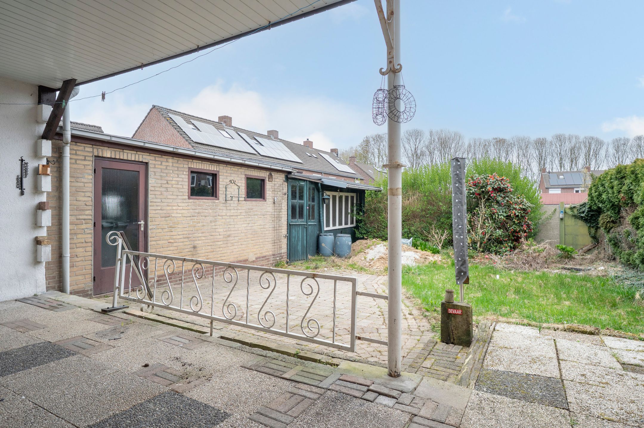 Foto 21 van Burg. Nelissenstraat 19