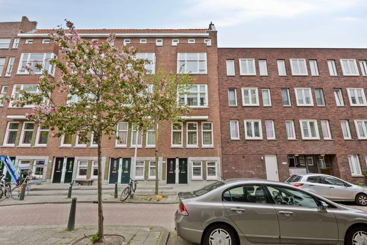 Photo 1 of Willem Beukelszstraat 10-C
