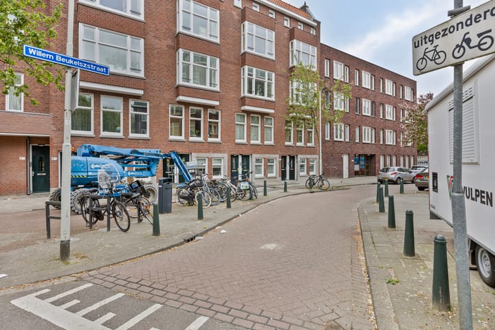 Photo 6 of Willem Beukelszstraat 10-C