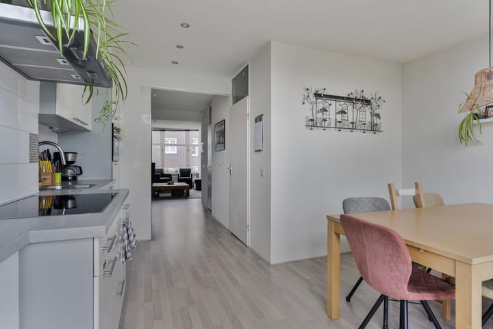 Photo 14 of Willem Beukelszstraat 10-C