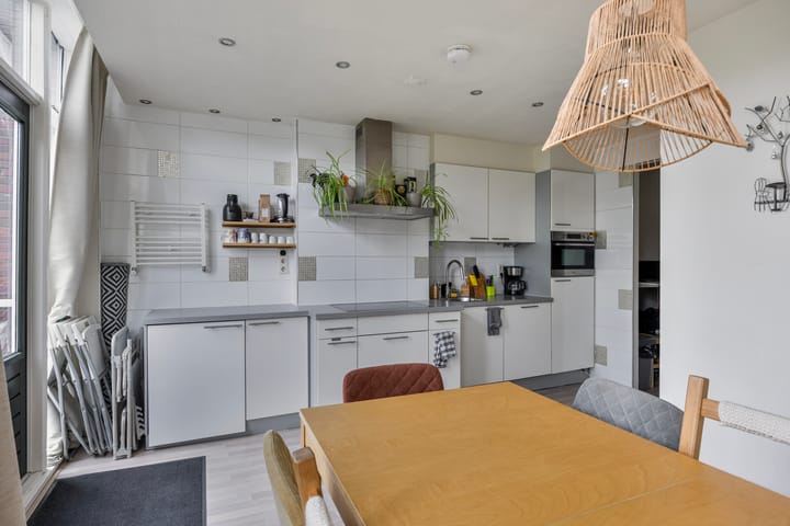 Photo 15 of Willem Beukelszstraat 10-C