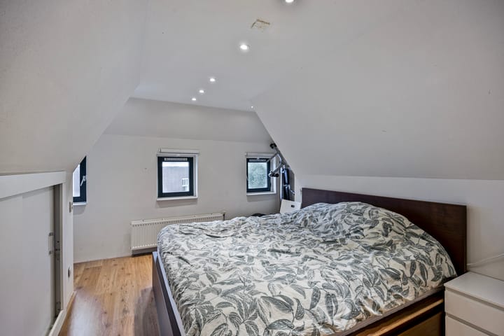 Photo 19 of Willem Beukelszstraat 10-C