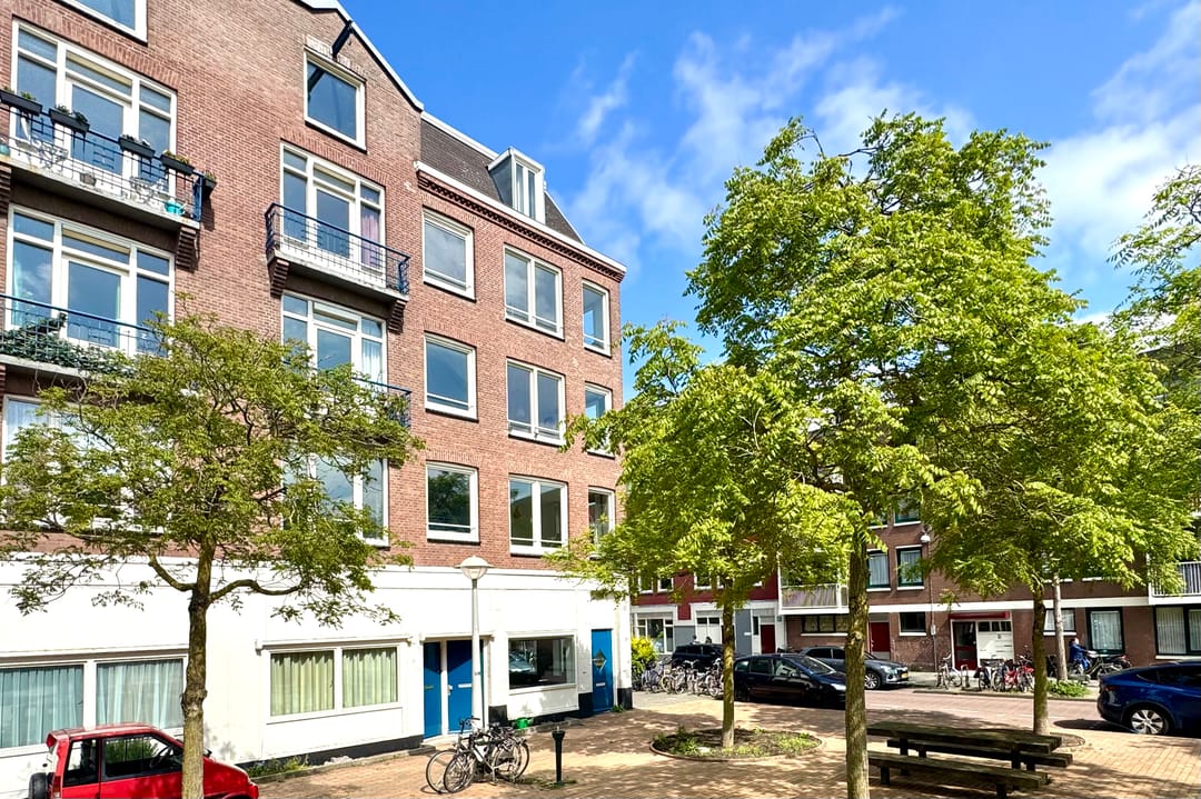 Foto 1 van Wormerveerstraat 1-3