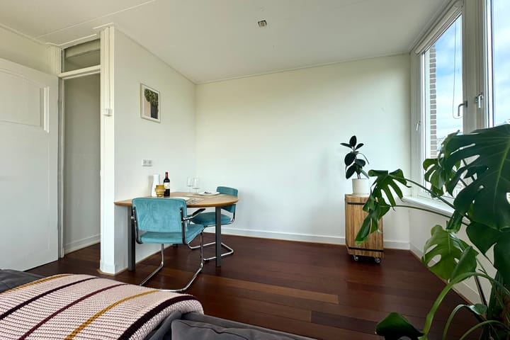 Foto 12 van Wormerveerstraat 1-3