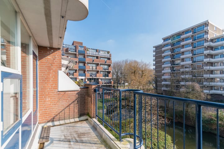 Foto 10 van Marshallplein 206