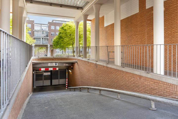 Foto 33 van Sphinxlunet 149-D