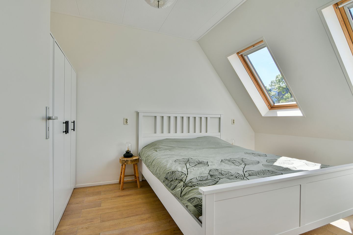 Foto 34 van Albertvillelaan 1