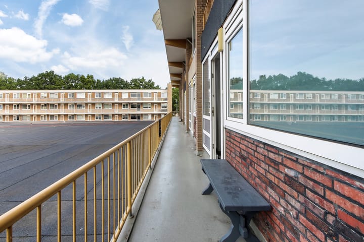 Photo 16 of Groen van Prinstererweg 11