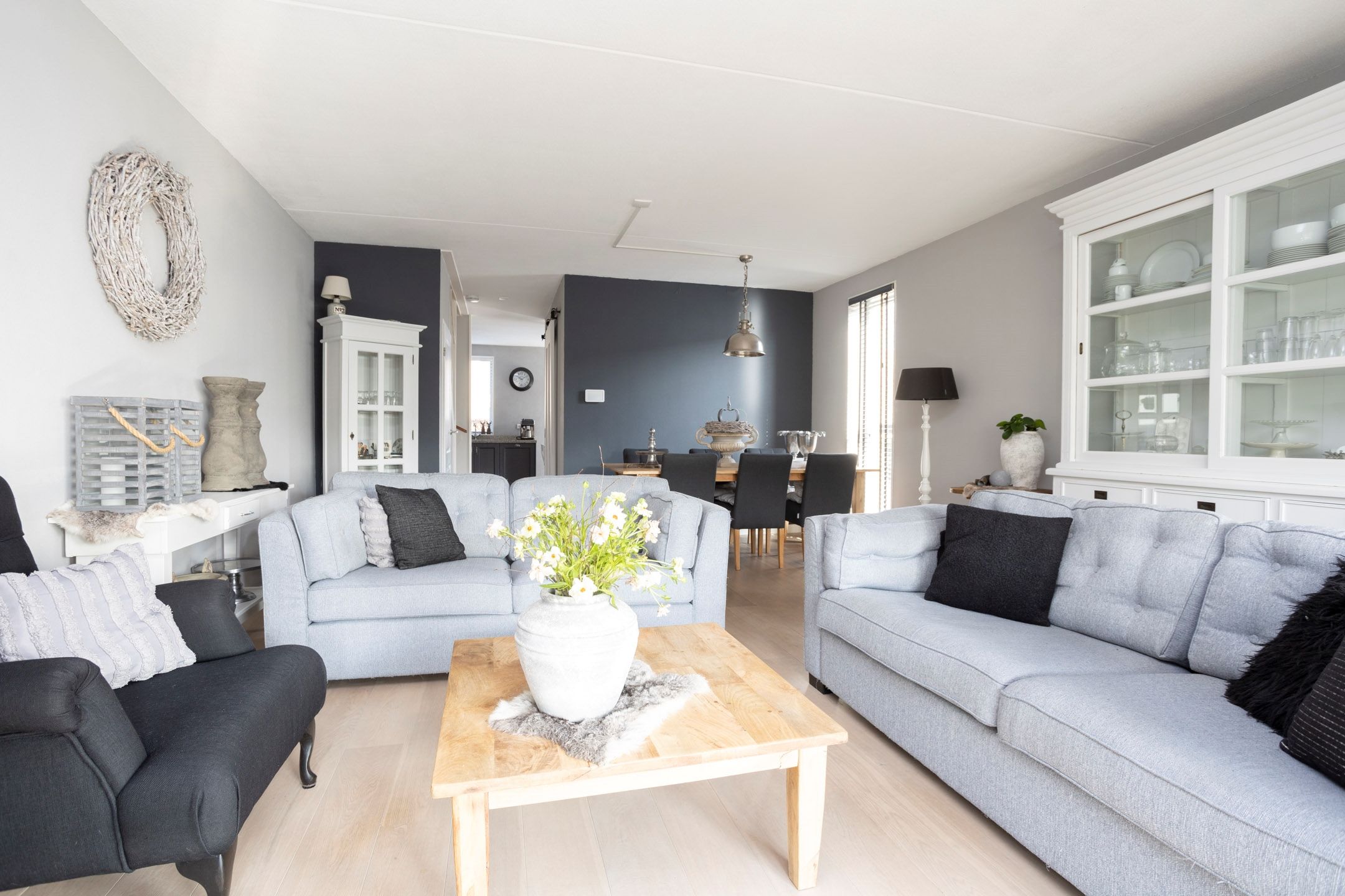 Foto 12 van Dongestraat 43