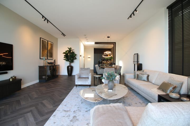 Photo 15 of Euryzakade