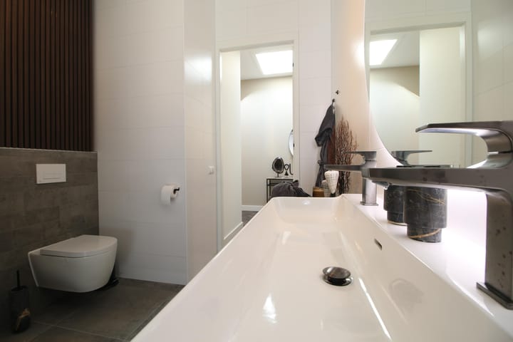 Photo 27 of Euryzakade