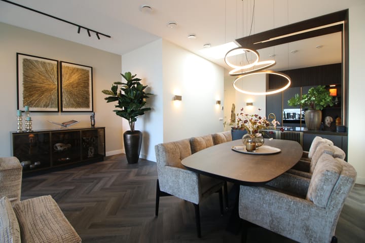 Photo 2 of Euryzakade